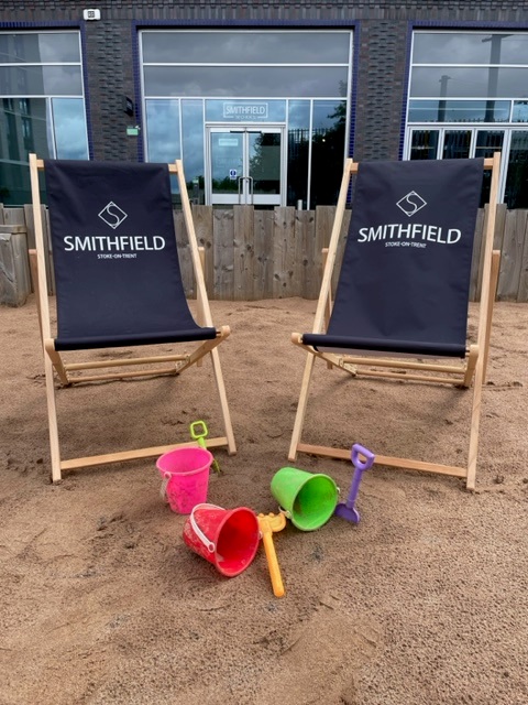 smithfield-summer-deckchairs